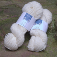 Sheep Aran undyed yarn, natural colour, pure wool, beautiful lustre, great stitch definition, light and bouncy