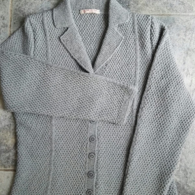Lunch in york ready-made ladies knitted jacket in pale grey