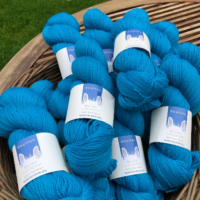 DK yarn turquoise