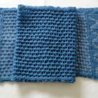 horse shoe lace scarf knitting kit knitted using a single skein of 4ply yarn